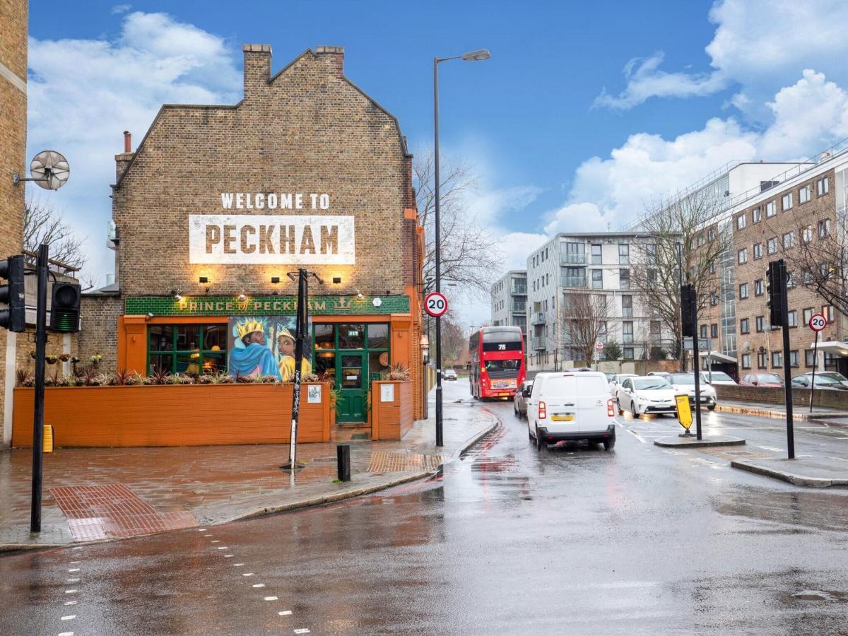 Lovely Studio In London With Patio Exteriör bild