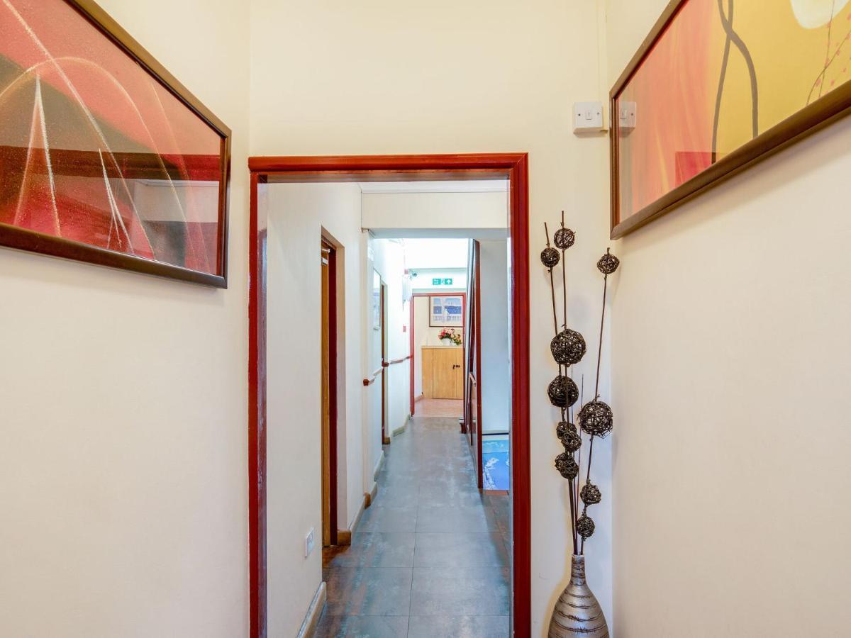 Lovely Studio In London With Patio Exteriör bild